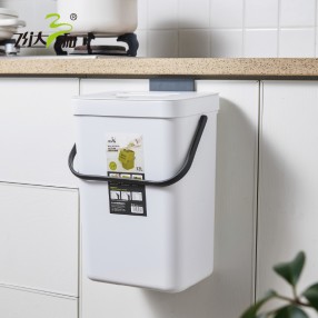 G2913 Wall-mounted trash can 12L
